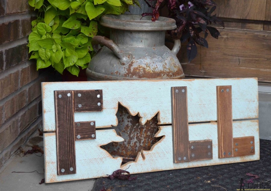 I love DIY signs and these are perfect for fall! I can't wait to make these for my home!
