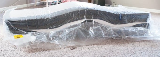 Build your ultimate bed! Create the bed of your dreams for a budget price. Full review of the Casper mattress on a king size upholstered bed.