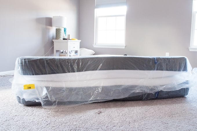 Build your ultimate bed! Create the bed of your dreams for a budget price. Full review of the Casper mattress on a king size upholstered bed.