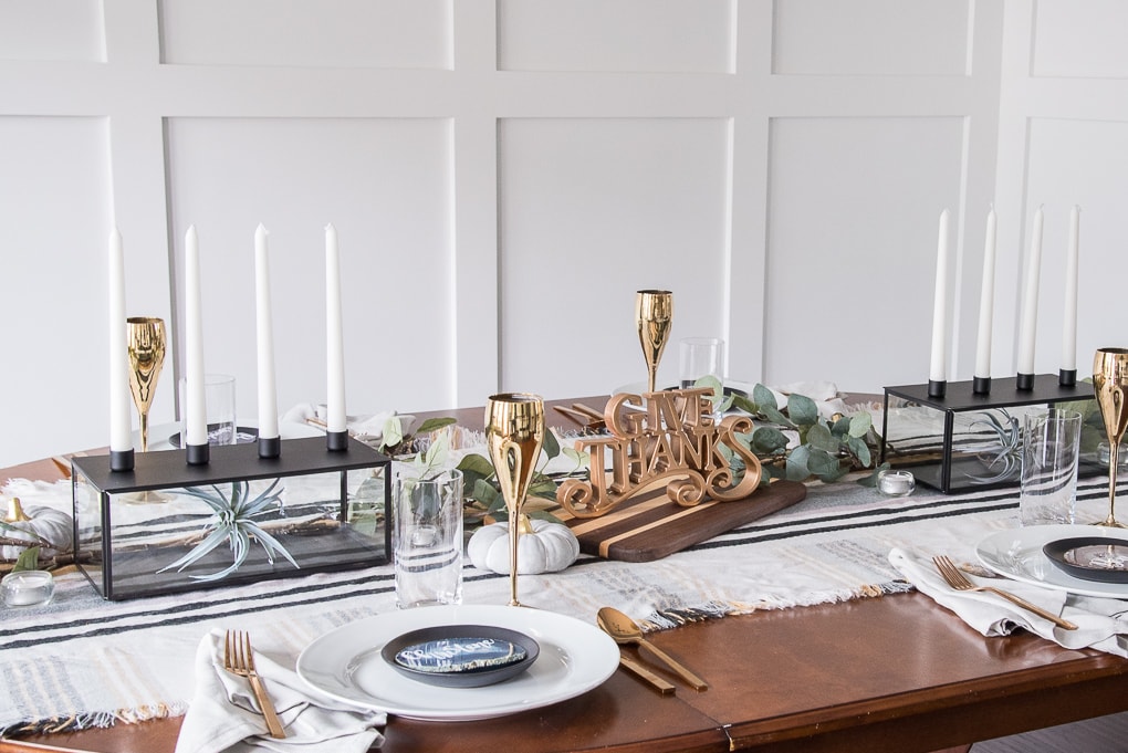 Create a beautiful and sophisticated modern classic Thanksgiving table. Bring in the colors, textures, and patterns of fall using simple and neutral pieces. Use agate slices for a unique place card idea.