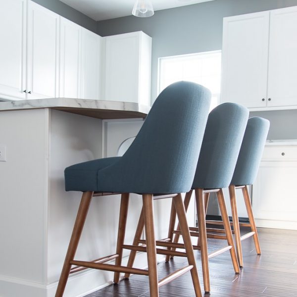 Beautiful and affordable modern classic counter stools for your kitchen at a budget price. Check out these amazing finds!