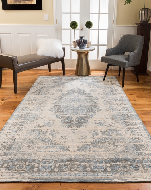 Beautiful and affordable modern accent rugs for your home. Check out these amazing finds from Natural Area Rugs!