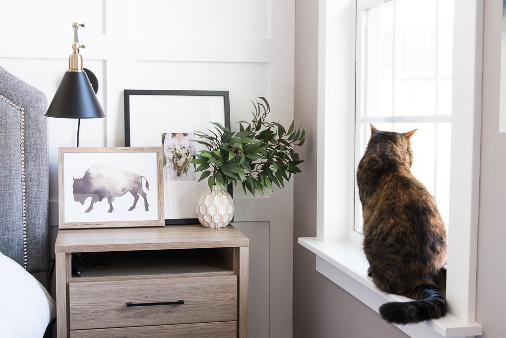 I’m so excited to give you a tour of our modern classic master bedroom! We tried to make it really relaxing and beautiful at the same time, with a mix of DIY projects, a few new pieces, and some decorative accents. Come on in and take the grand tour!