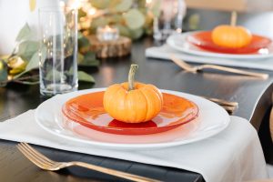 How To Create a Gorgeous Thanksgiving Table in 5 Easy Steps | Christene ...