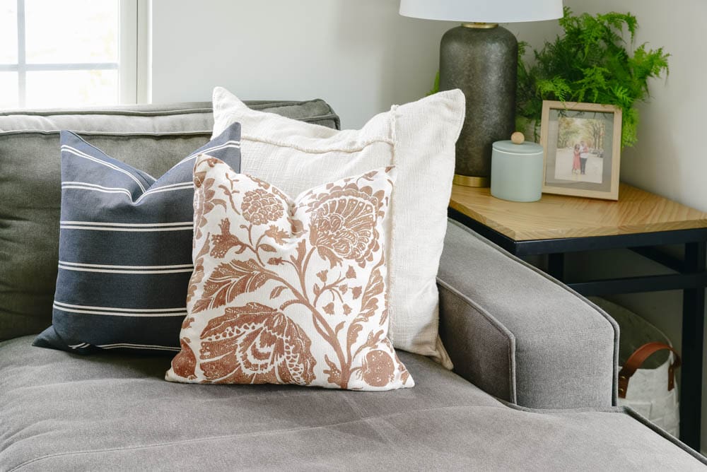 The Best Fall Throw Pillows to Spruce Up Your Space in 2022